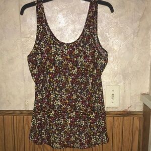 Multi color floral no boundaries tank top (15-17)